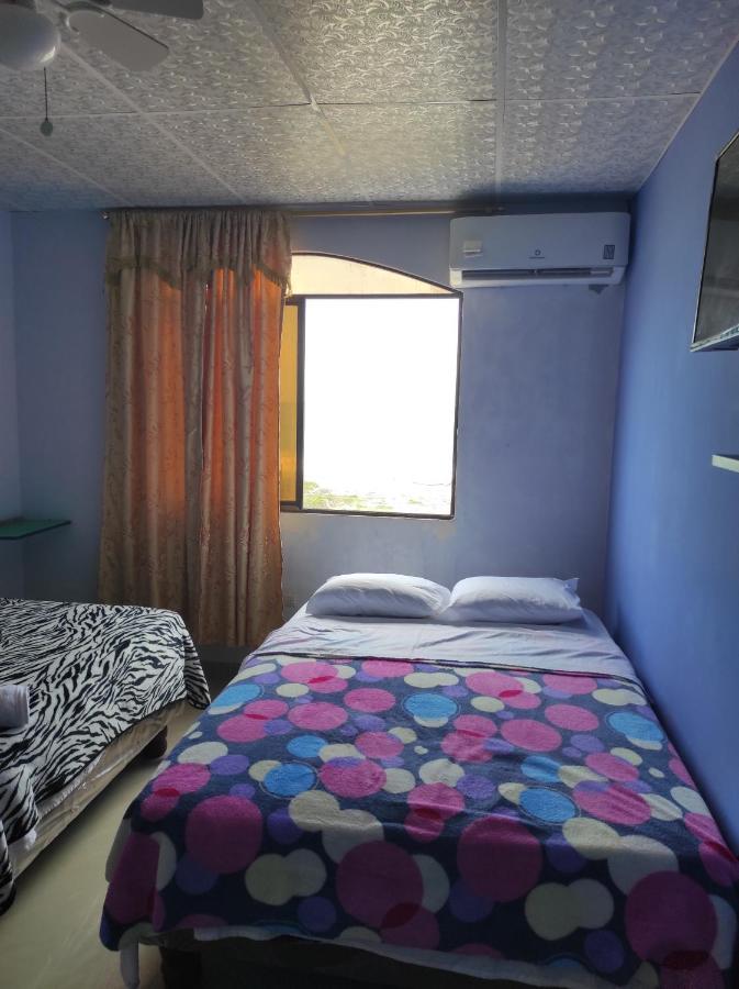 Hostal Las Garzas Del Pelado プラヤス エクステリア 写真